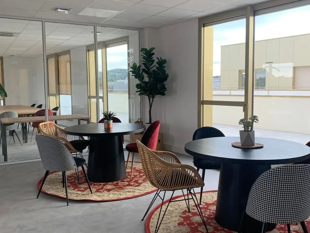 Accès coworking nomade — Bureaux & Co Dardilly