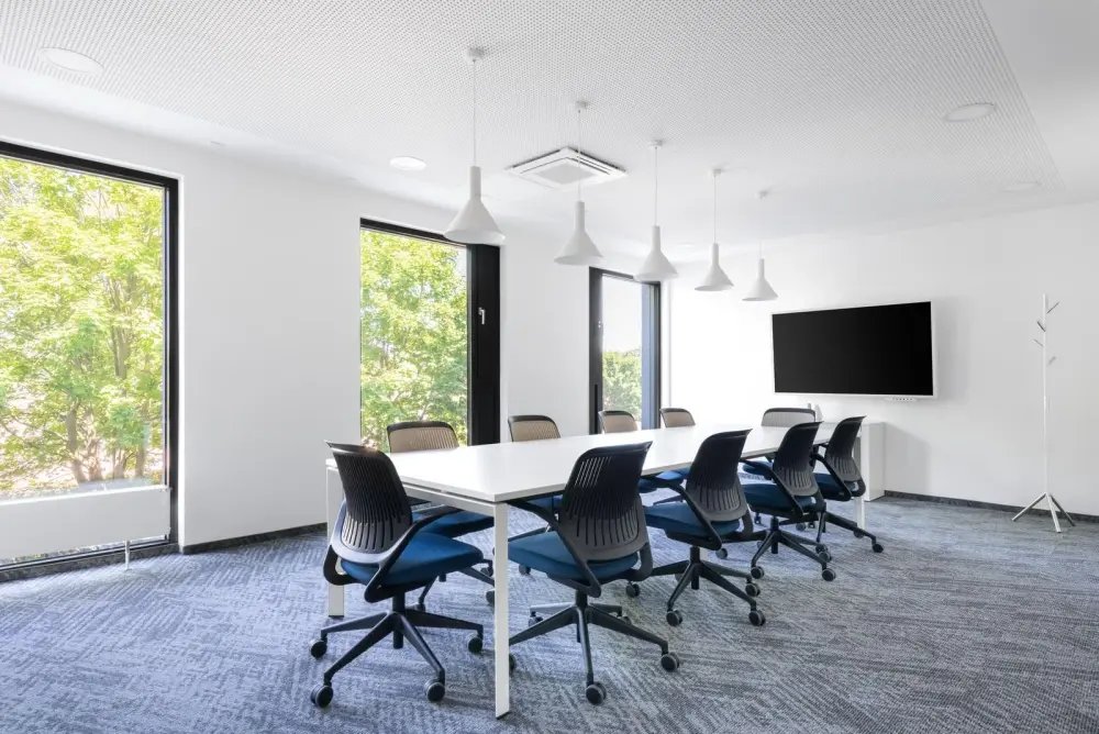 Room MR-1007 — Open Office Lima, King Workplaces