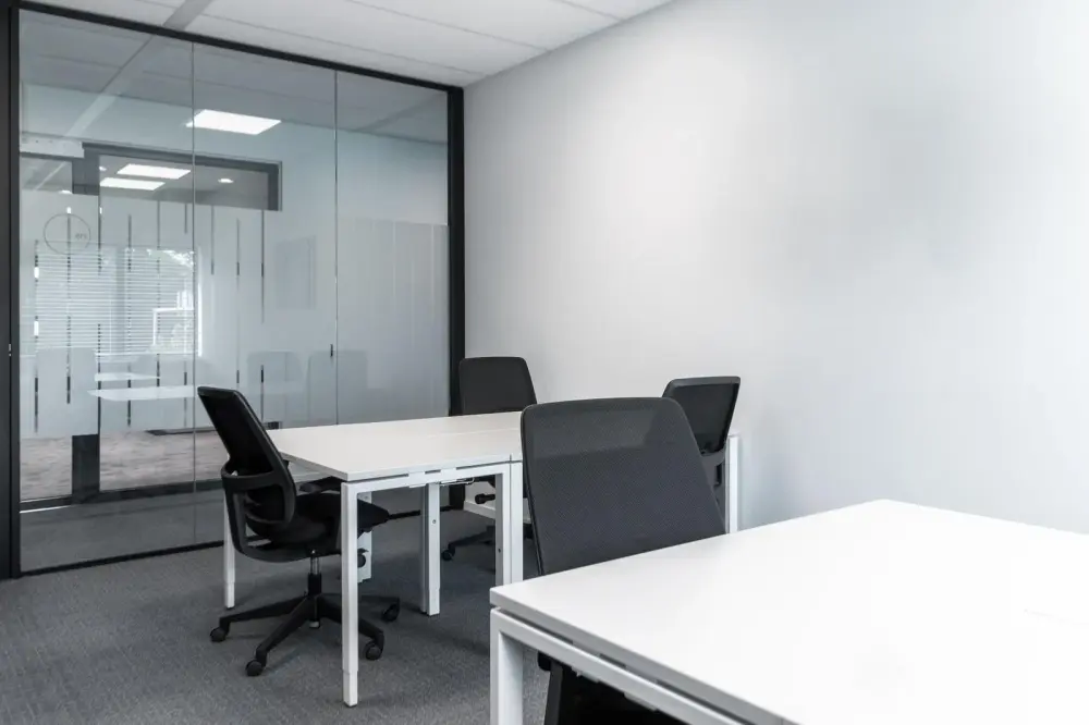 Day office — HQ Lima, Leuro