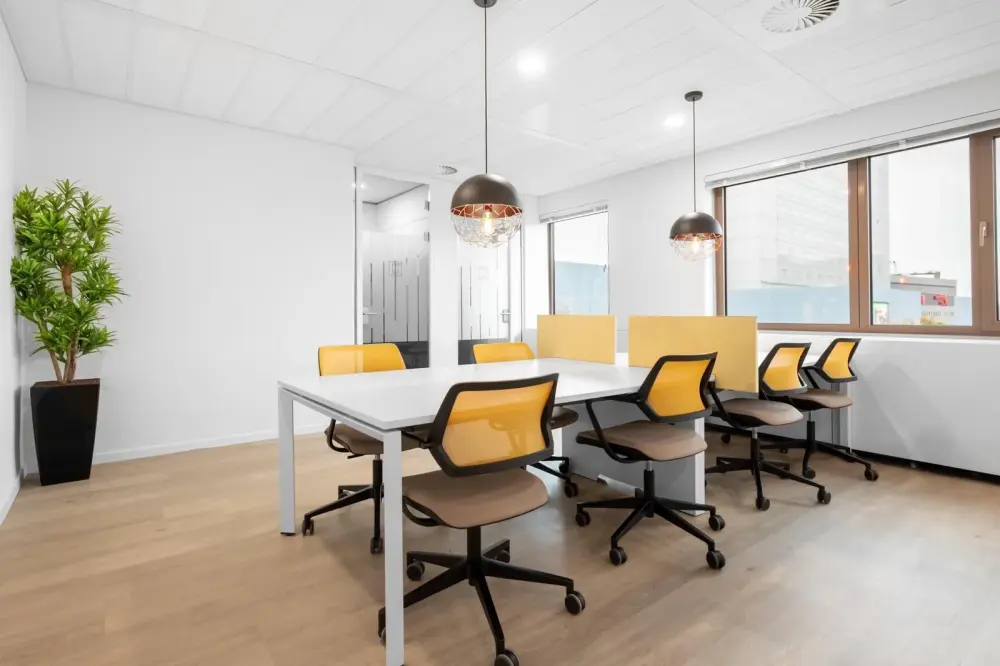 Coworking day pass — Regus BUENOS AIRES, Al Rio