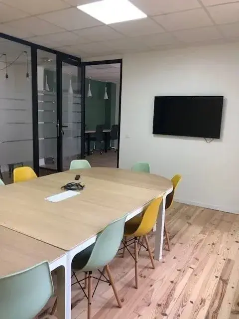 Salle de réunion 10 personnes — Espace 47