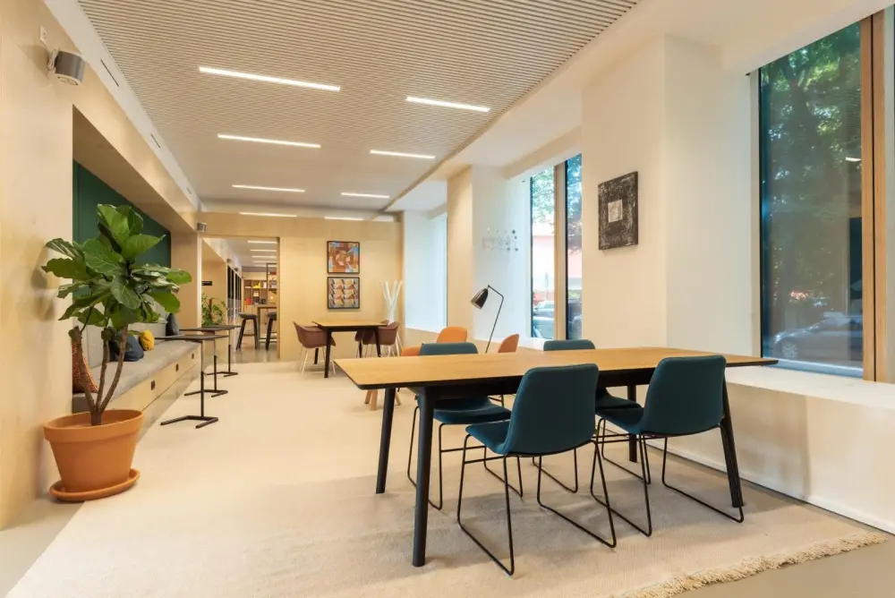 Coworking day pass — Spaces Lima, Oficinas Boutique