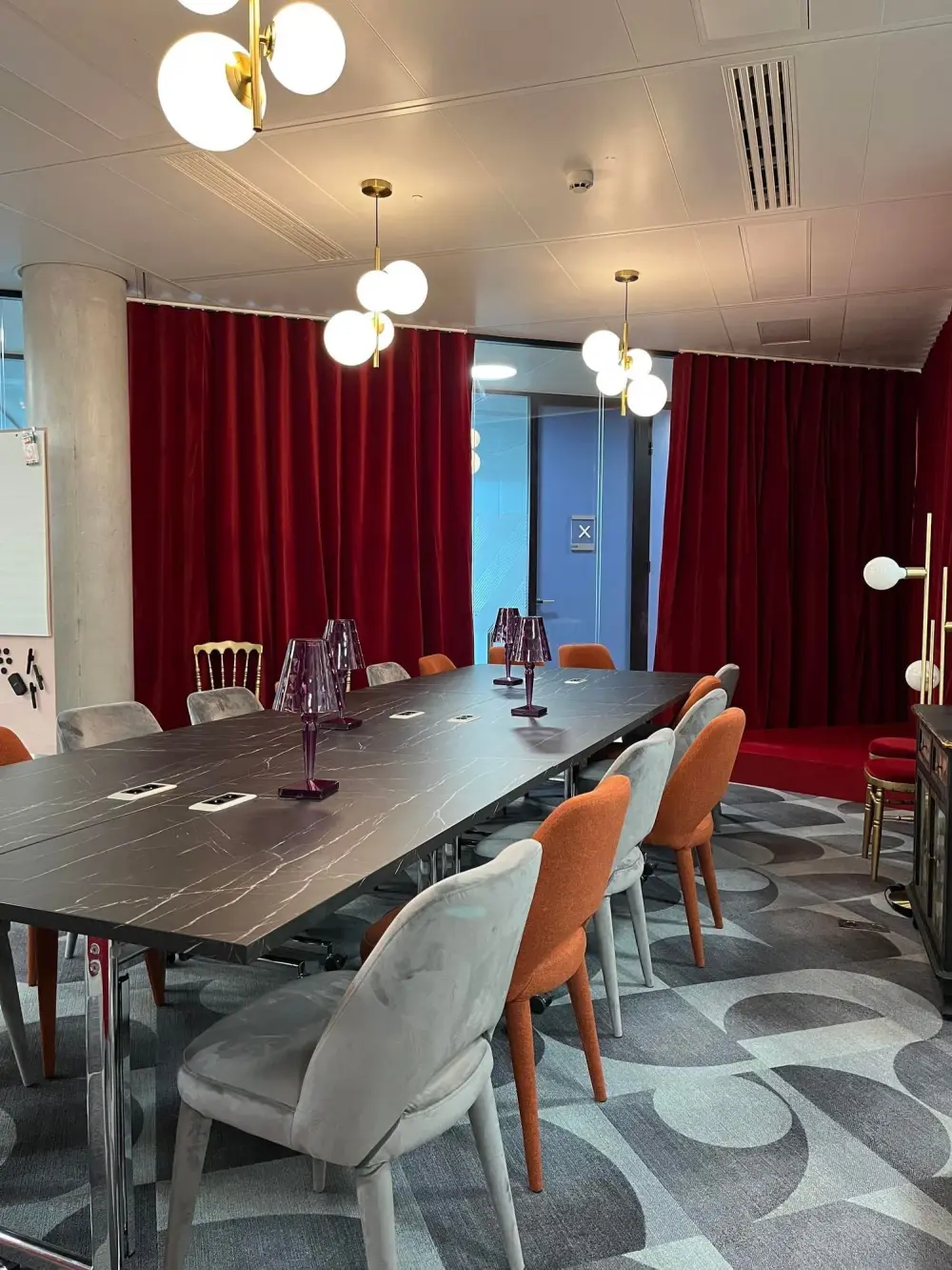 Salle Le Cabaret — Wojo Montparnasse - Gaité