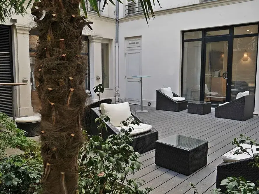 Poste en coworking — Baya Paris - Cambon