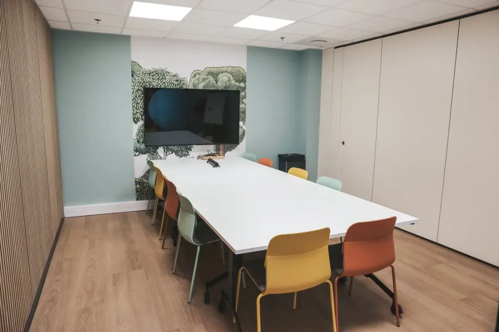 Salle de réunion La Loire — Cap Cowork Angers