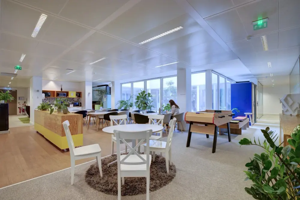 Accès Coworking Open Space — Wojo Lyon Part-Dieu