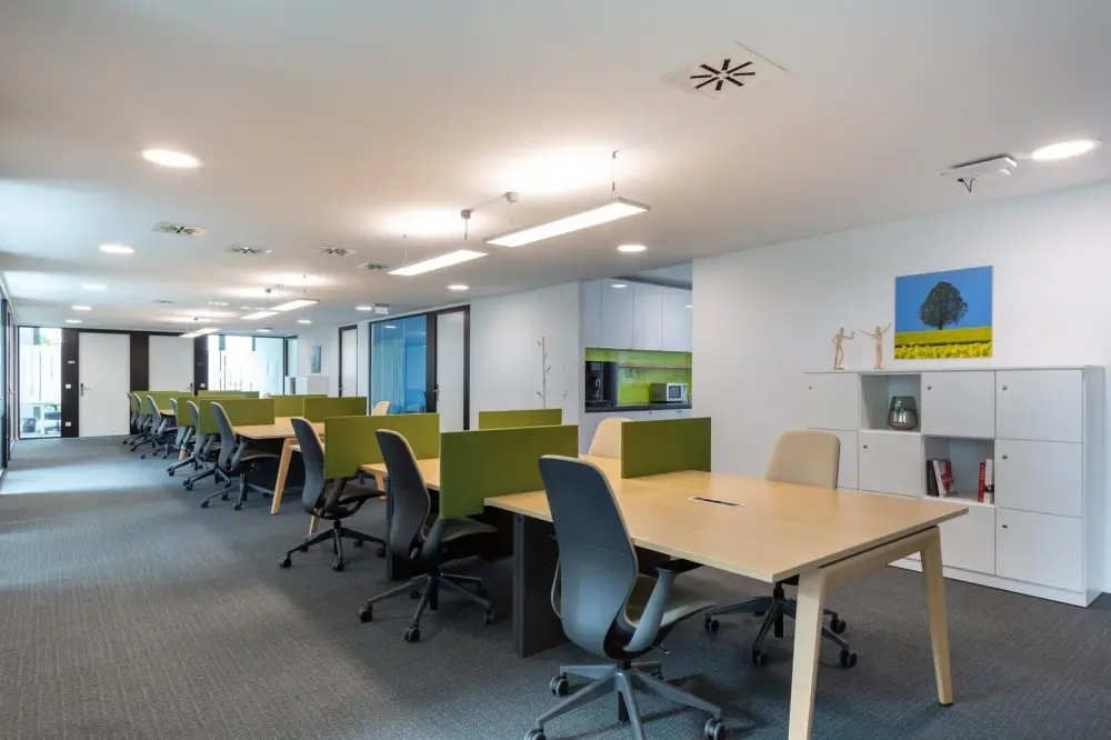 Coworking day pass — Regus KS, Kansas City– Leawood – Park Place