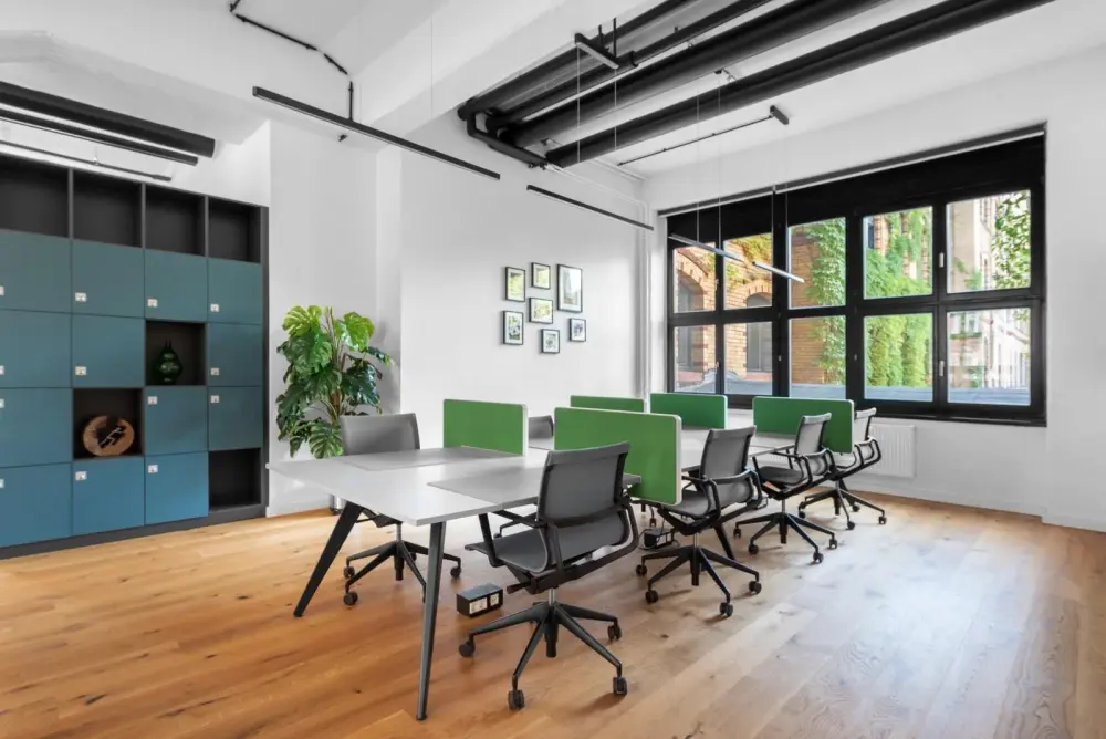 Coworking day pass — Regus LIMA, San Isidro Fibra Building