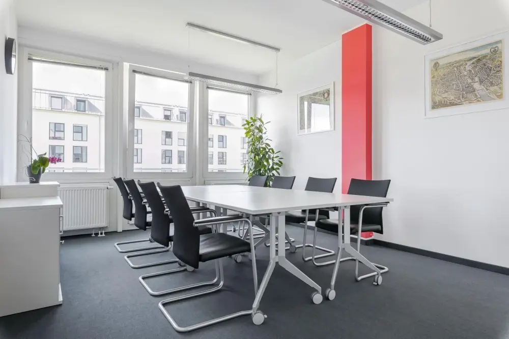 Room MR02 — Regus Belgrade, Hyde Park City