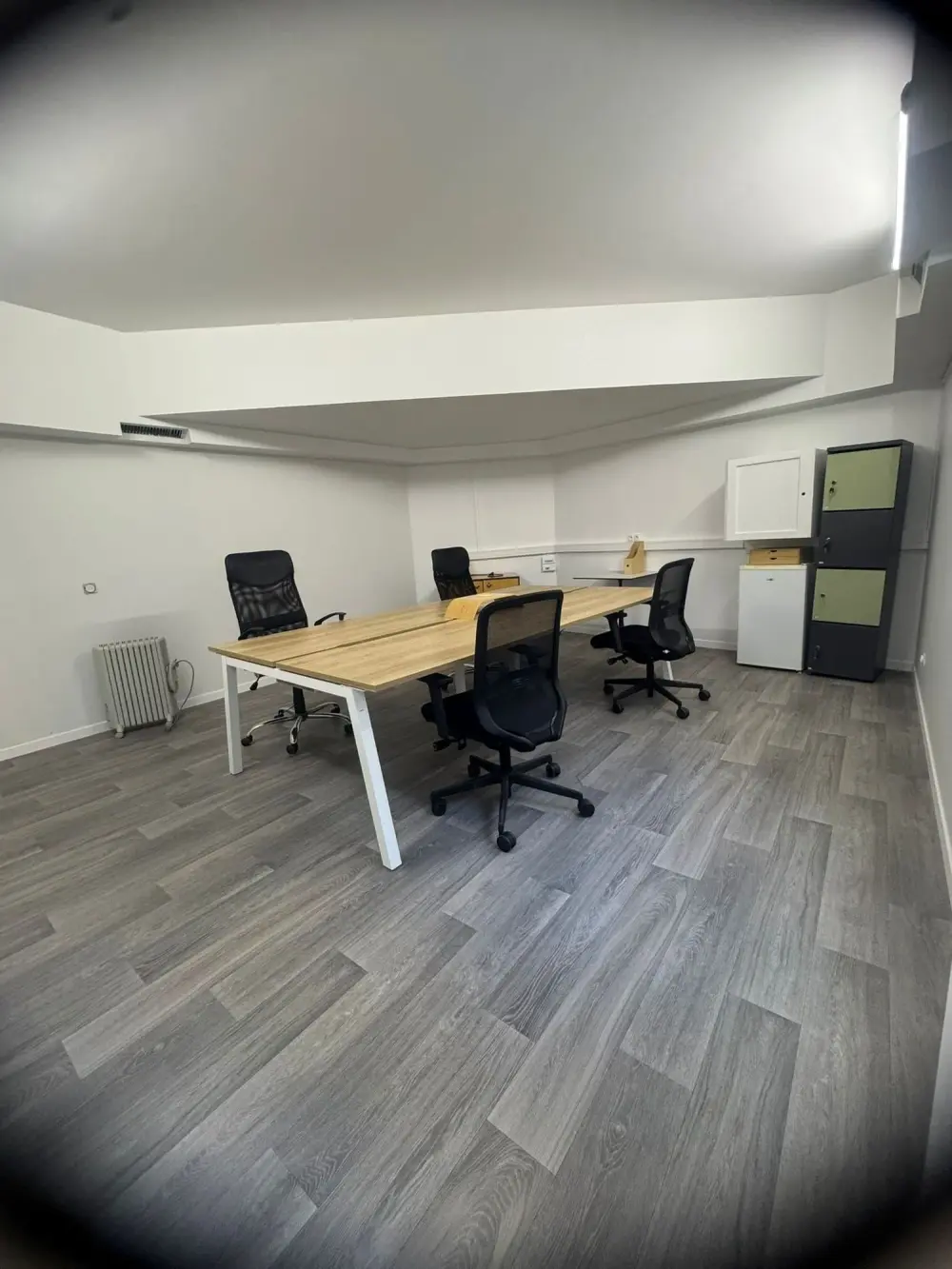 Salle de réunion — QG Business