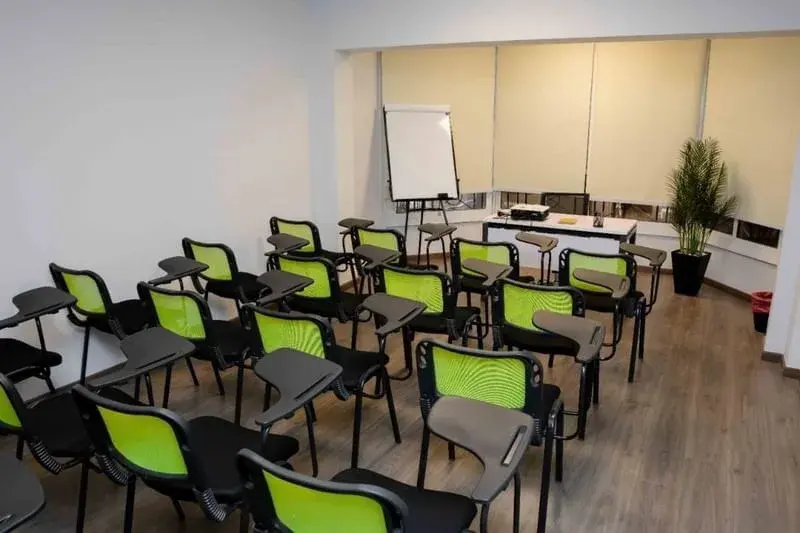 Meeting Room 3 — The B-HUB