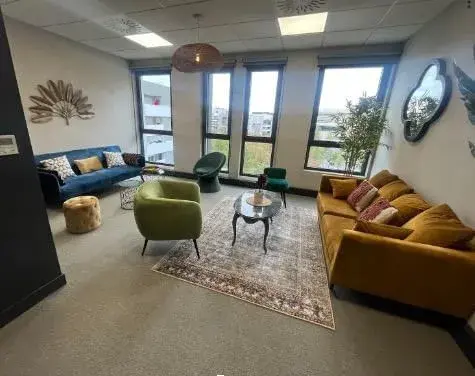 Accès coworking nomade — Bureaux & Co Aix en Provence Crossroad