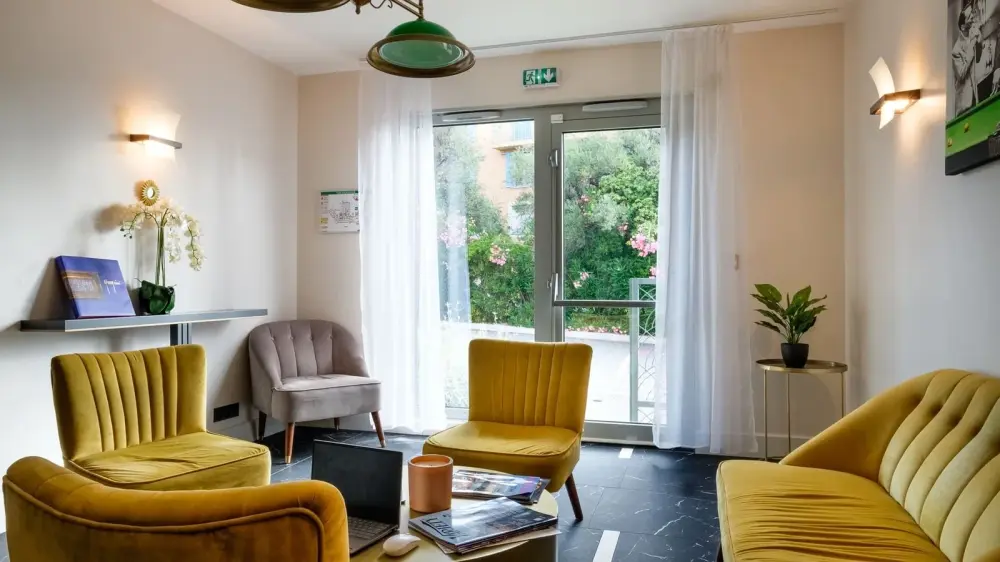 Accès Coworking Calme — myWO Antibes Wilson