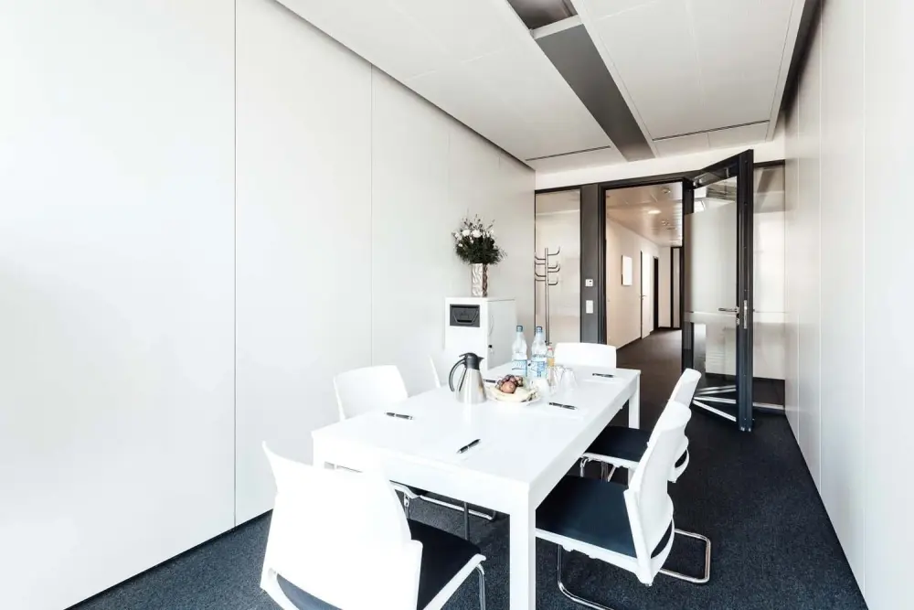 Konferenzraum Skyline — ABC Workspaces Central Station - Frankfurt