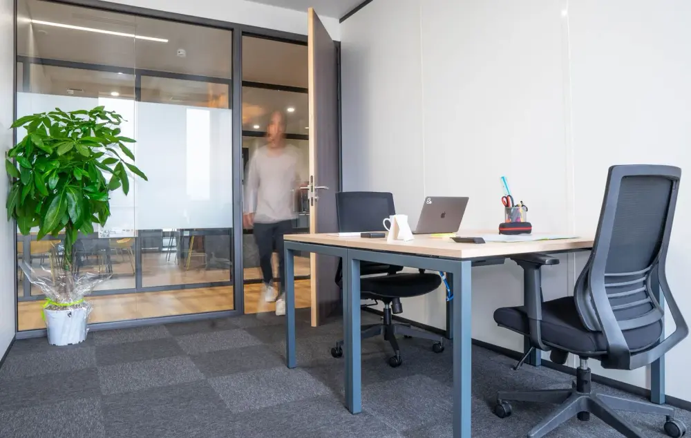 Bureau Privé - 2 postes — Sundesk Grand Arenas