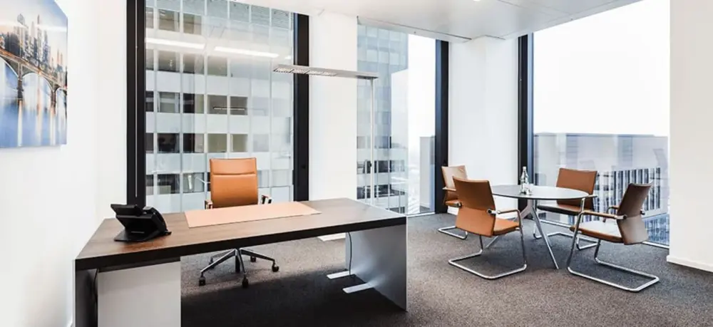 Private office for 5 persons — Contora Office Solutions - Frankfurt Taunusturm