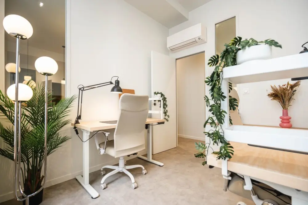 Open space Fixe — Collab Coworking