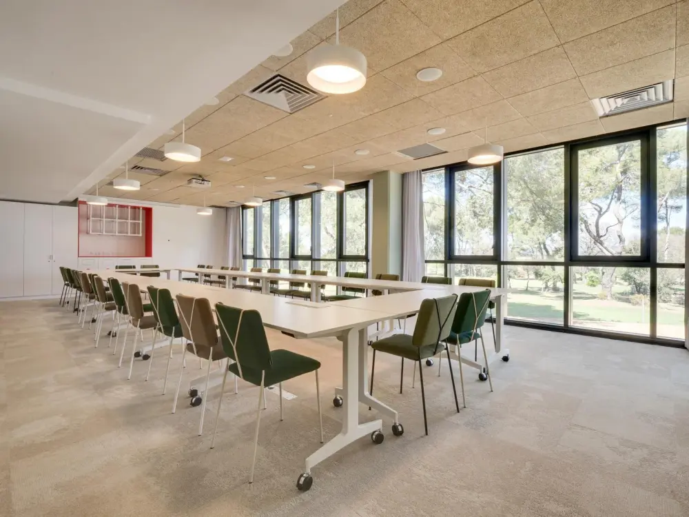 Salle Oxygène — Newton Offices Golf des Milles