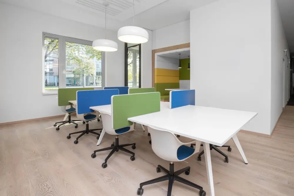 Coworking Tag — HQ MARSEILLE, 180 Prado