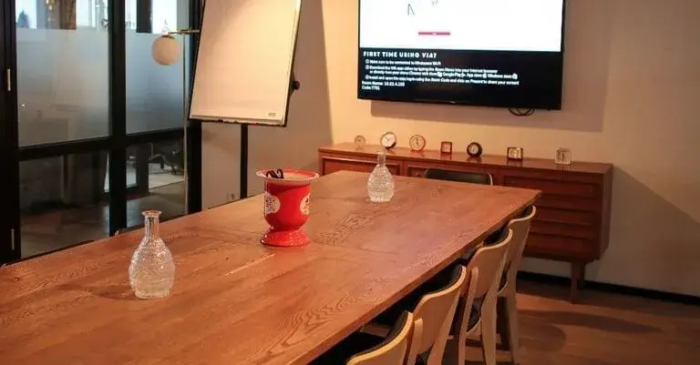 Meeting Room M22 — Mindspace Hamburg