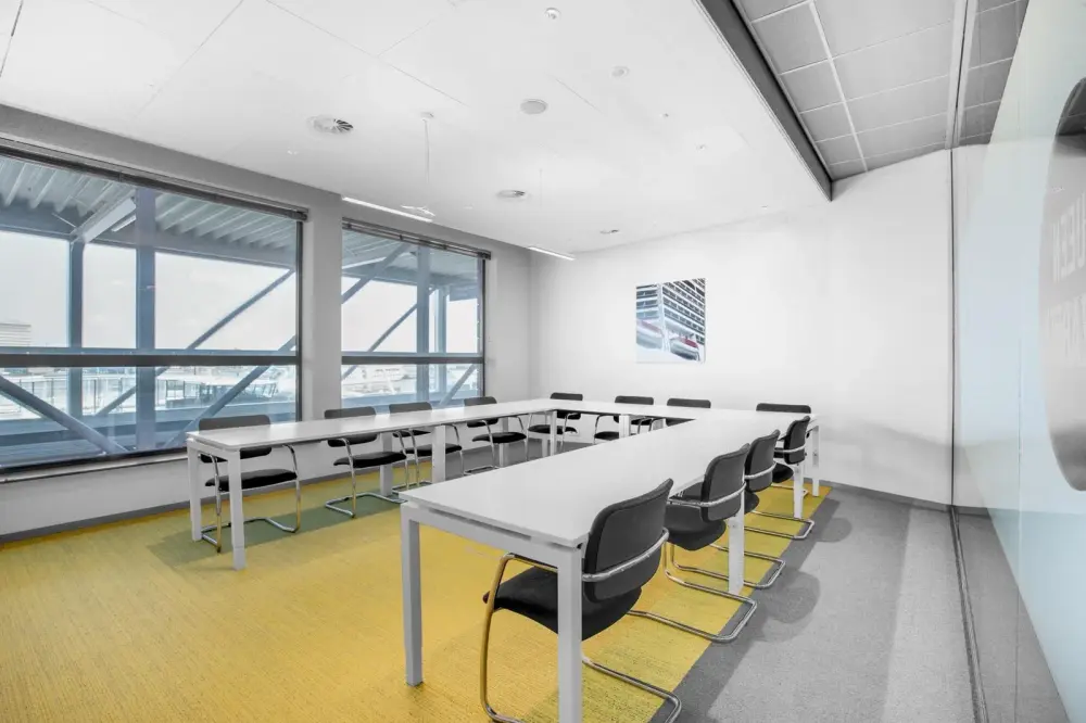 Room MR-602 — Regus SOFIA, Airport (EUR)