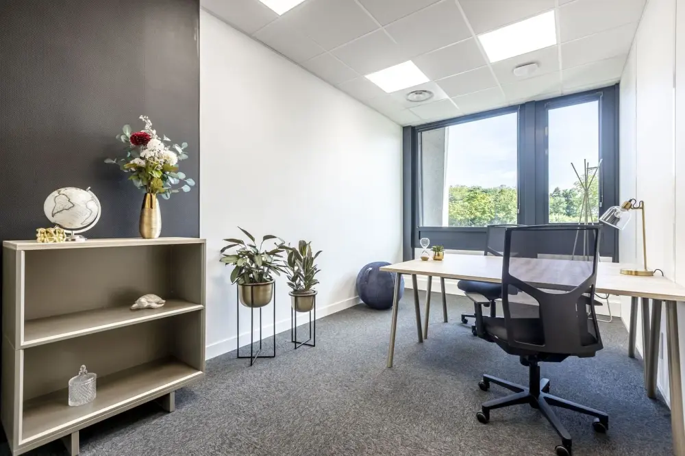 B11 - Bureau privatif standard 2 postes — B'CoWorker Orgemont