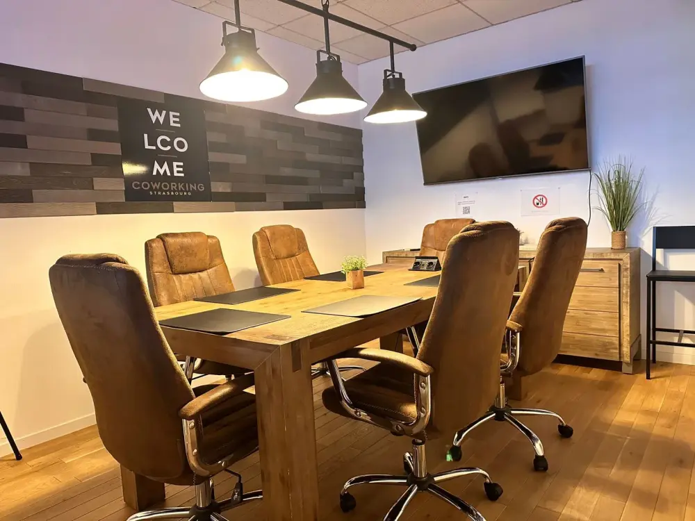 Salle de réunion 5+1 pax — Welcome Coworking Meinau