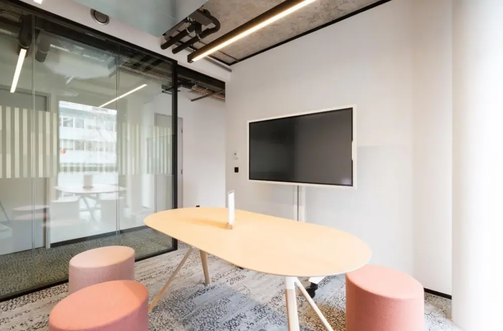 Salle 4 personnes — Walter Lyon