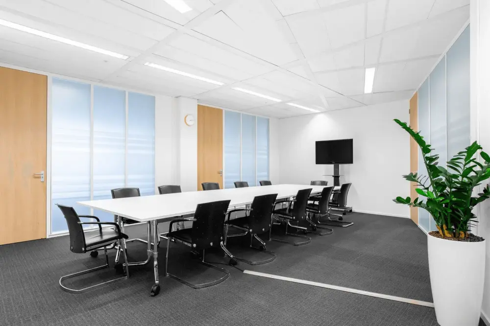 Room MR-04 (LANDLORD) — Regus Segrate, Segreen Business Park