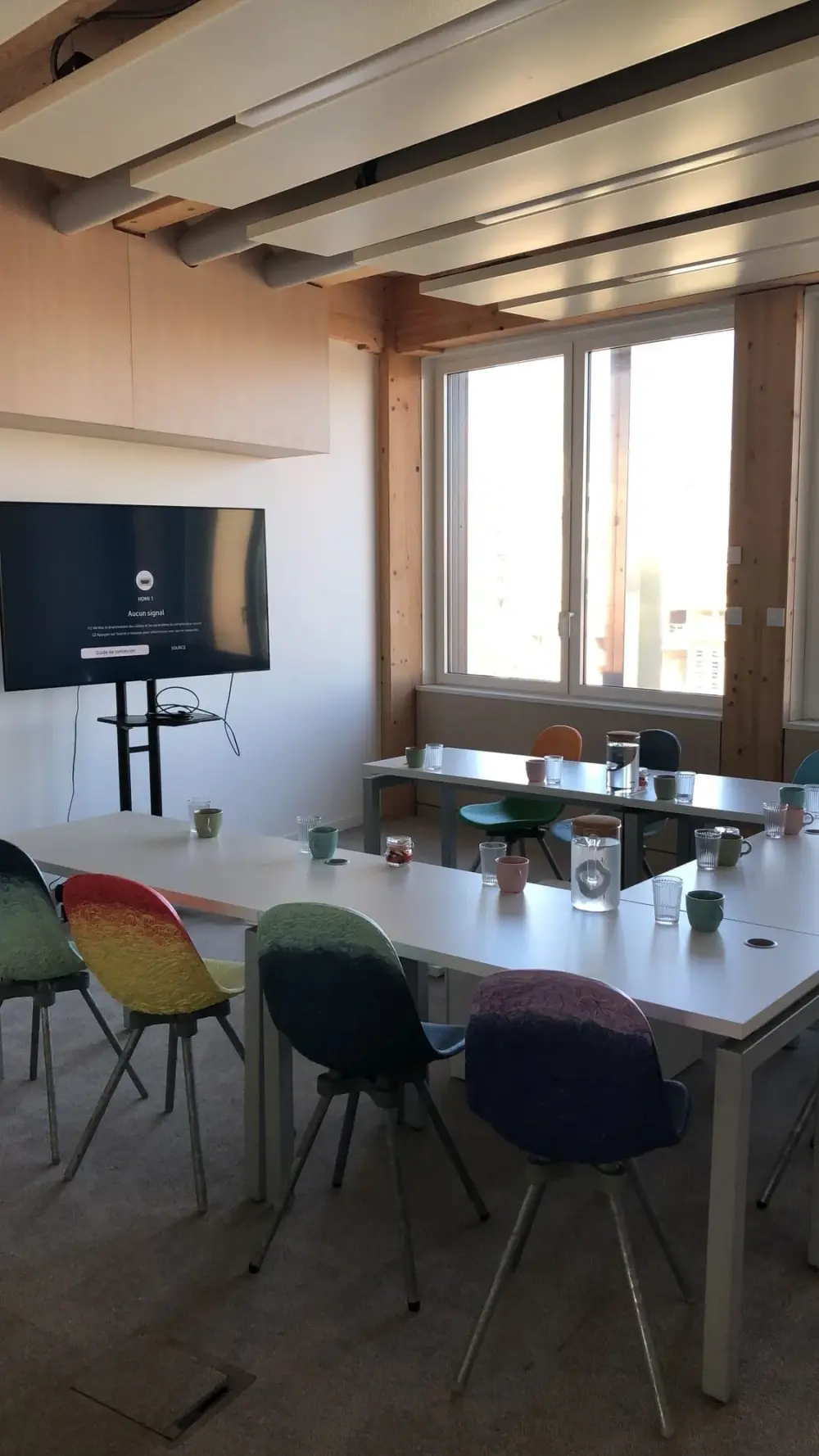 Salle de réunion 10/12 pax — Hiptown Perspective