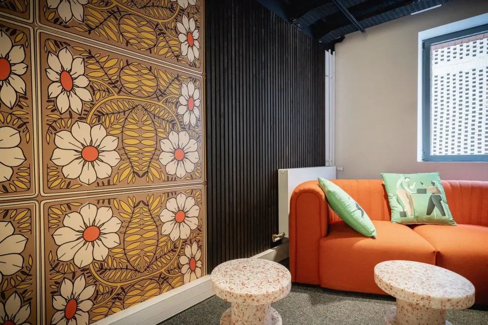 Salle Rose Wild — Mitwit Paris 10 Gare de l'Est