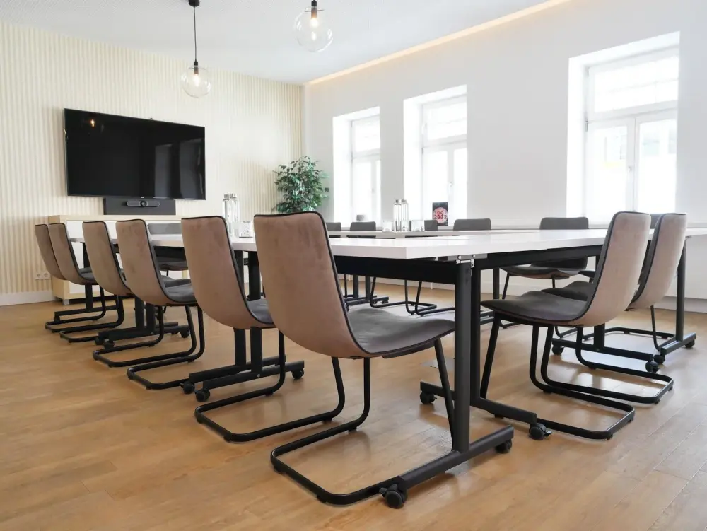 Besprechungsraum Sophie Charlotte — Satellite Office Berlin - Kaiserliche Postdirektion