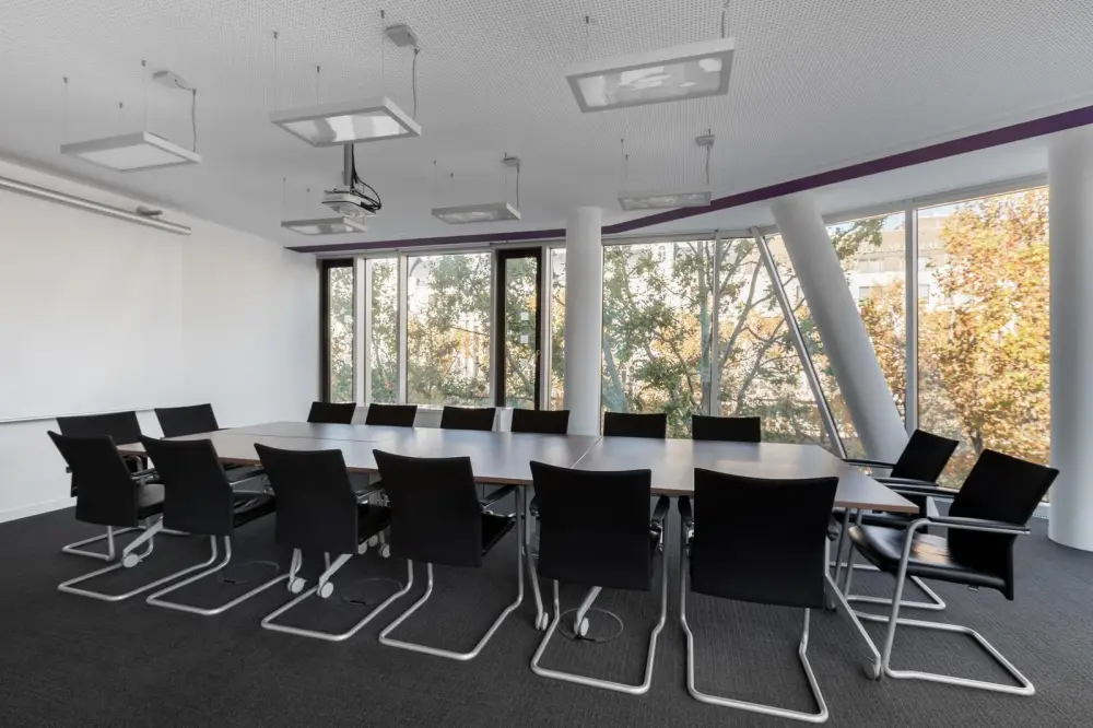 Room Laima — Regus RIGA, Terbatas