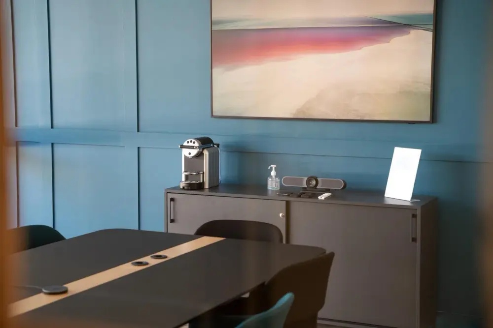 Salle de réunion pour 4 personnes — Flex-O Paris Haussmann