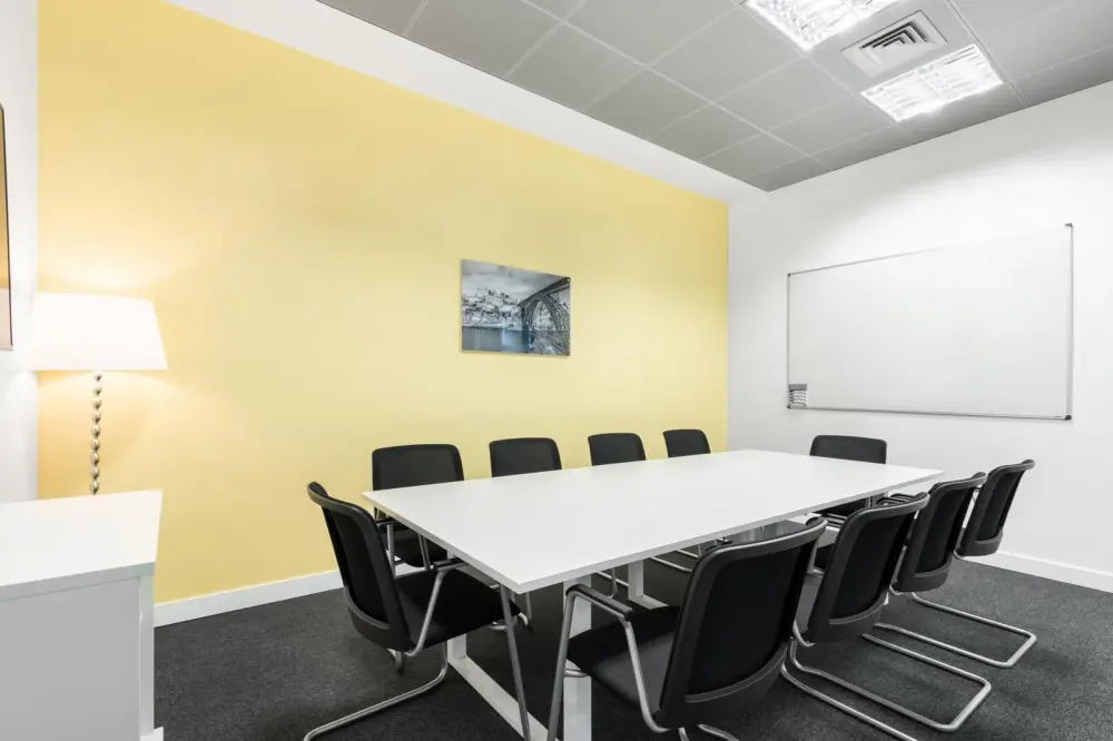 Room MR Kamzík — Regus Bratislava, Galvaniho