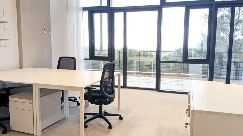 Accès Bureau privatif 1 personne — Newton Offices Sophia Antipolis