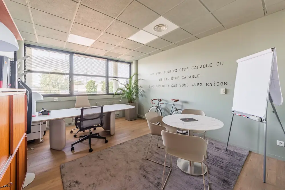 Bureau fermé 6 personnes — Keller Williams Signature - Coworking
