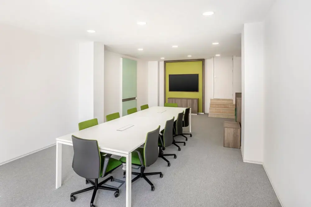Room MR01 — Regus Sofia, BSR 1 (EUR)