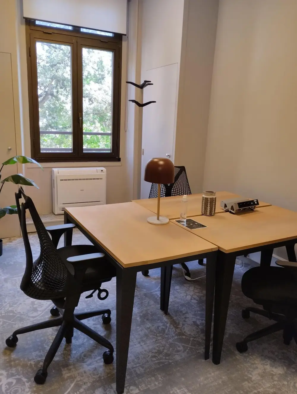 Bureau privatif 3 personnes — Mitwit Marseille Préfecture