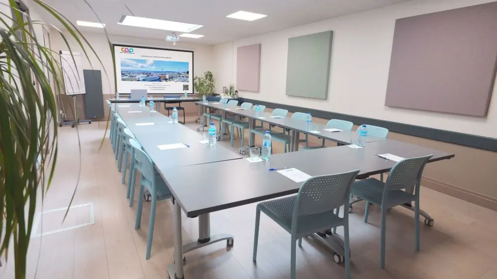 Salle de réunion 2 — Centre d'affaires du Port
