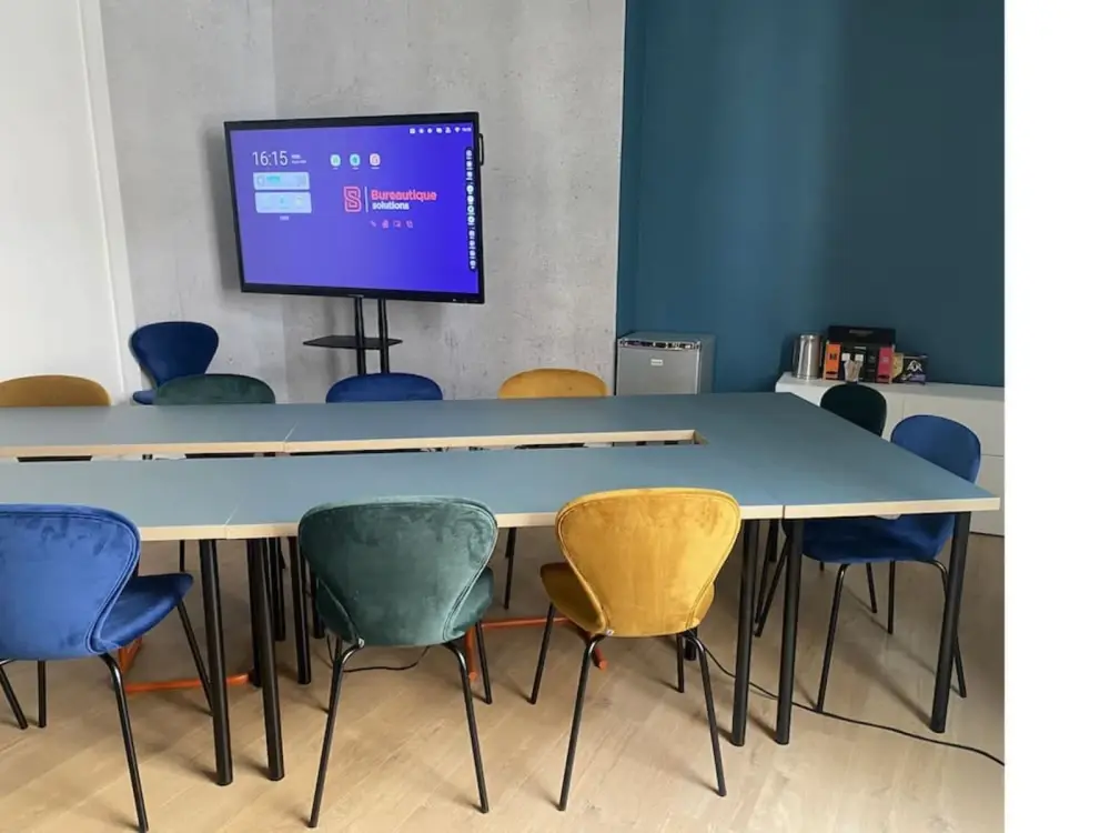 Salle de réunion La Cité — Coworking Les Barques