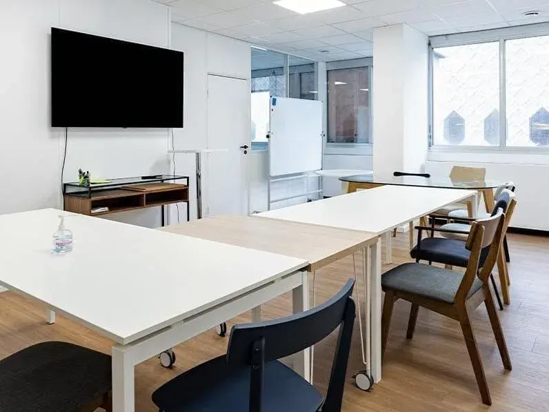 Salle de réunion 10/12 pax — Hiptown Britannia
