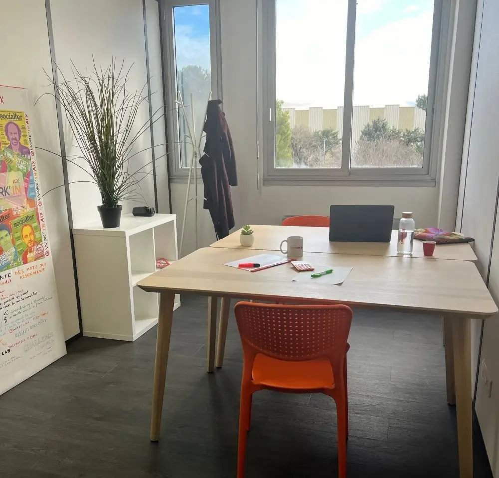 Bureau privatif à l'heure  pour 2 personnes — Cowork'in Aix