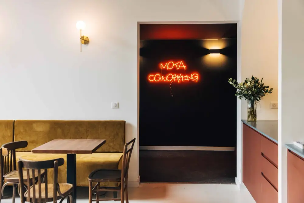 Poste en coworking — MOTA Bayonne