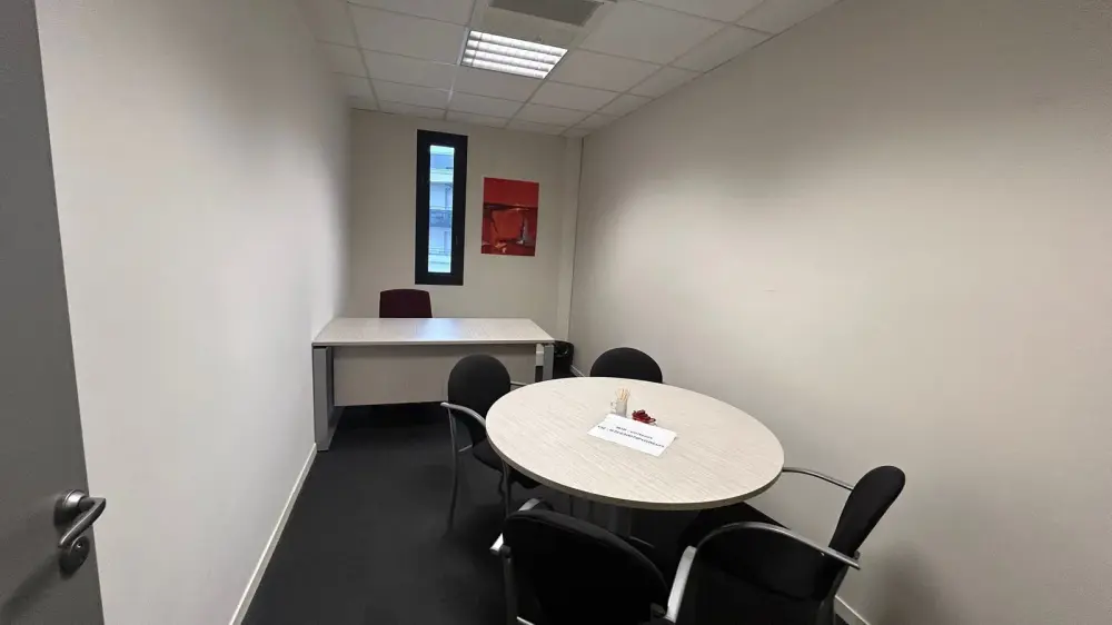 Bureau Bora-Bora — G2C Business Center