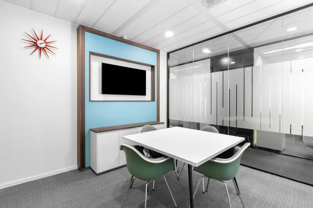 Room CM VIENNA — Regus KIEV, Horizon park