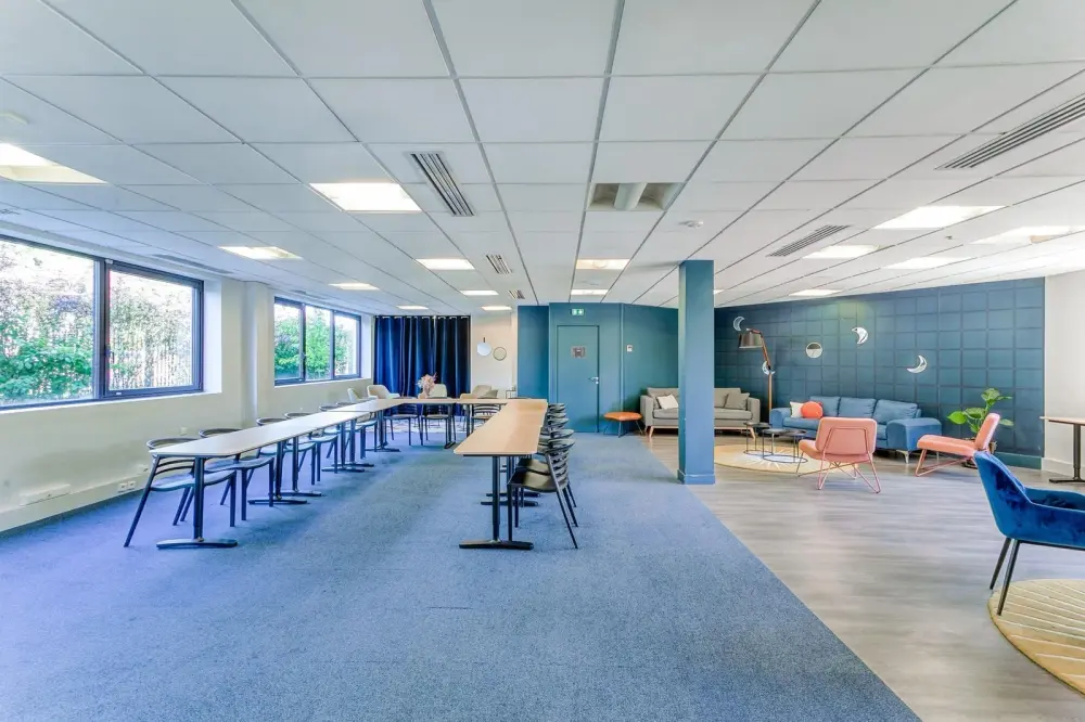 Salle Chill & Event Room — Work & Share Rueil