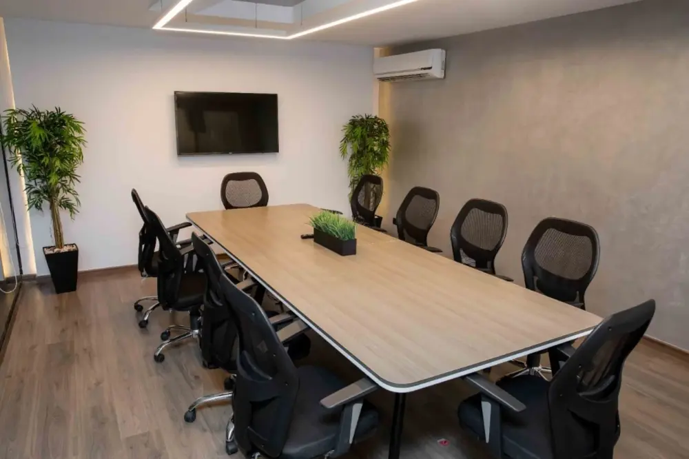 Meeting Room 2 — The B-HUB