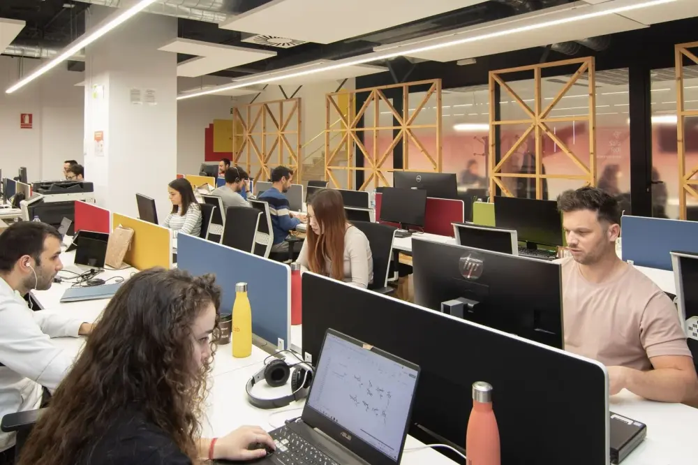 Espacio abierto Nomade — ULab Ideas Meeting Point