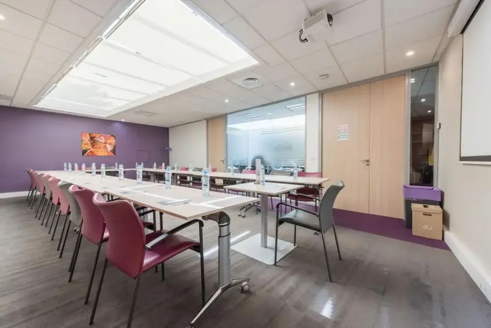 Salle New Delhi — Mitwit Neuilly-sur-seine
